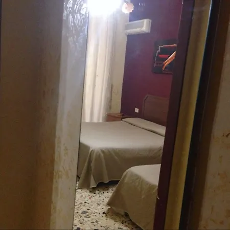 Hotel Poker-2