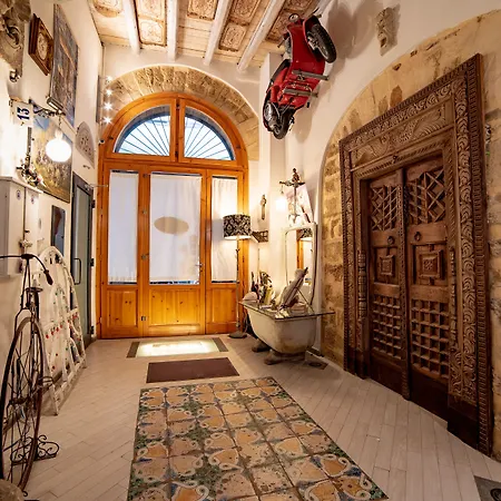 Boutique Hotel Porta Di Castro-3
