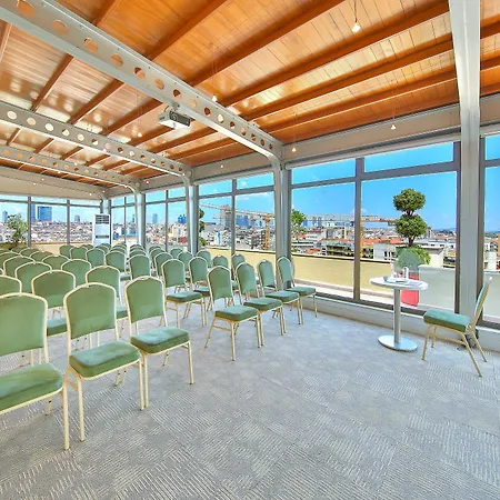 Ramada By Wyndham Istanbul Taksim-2