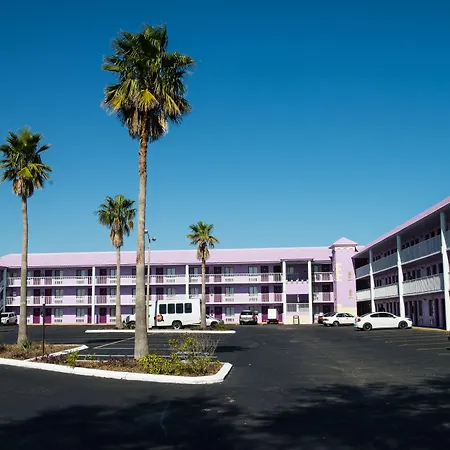 Howard Johnson By Wyndham Orlando Lake Buena Vista South-3