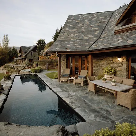 Stoneridge Estate-2