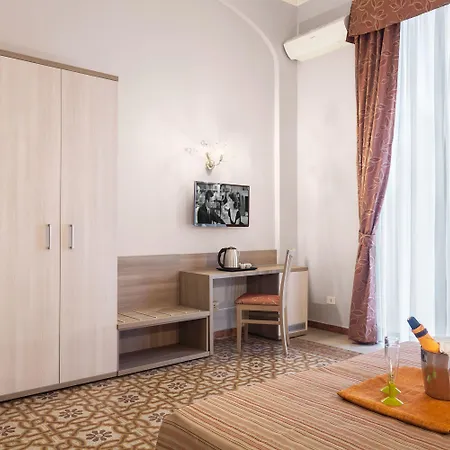 Domus Napoleone-2