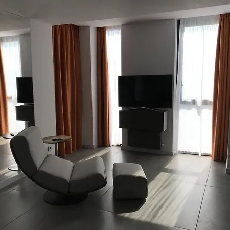 Cosmo Apartments Sants-2