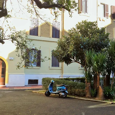 Domo Vaticano Guest House-2