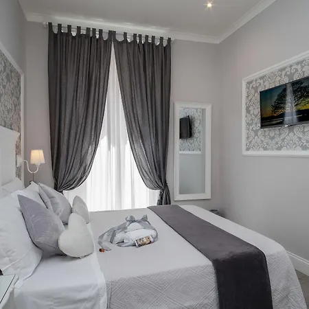 Charme & Chic Prestige-2