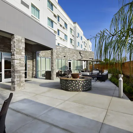Courtyard By Marriott Houston Intercontinental Airport-3