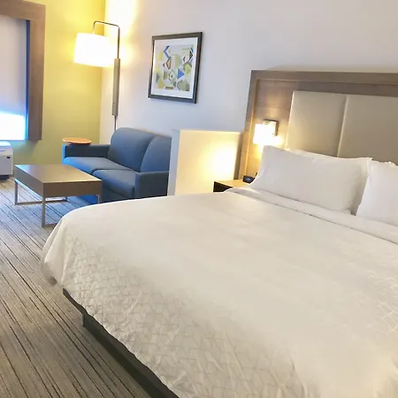 Holiday Inn Express & Suites Raleigh Airport - Brier Creek By Ihg-2