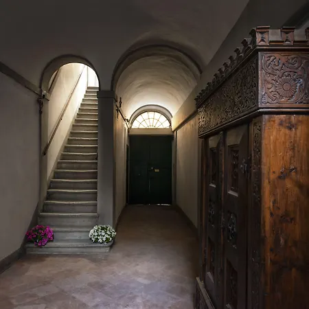 Canova Rooms In Spanish Steps-2