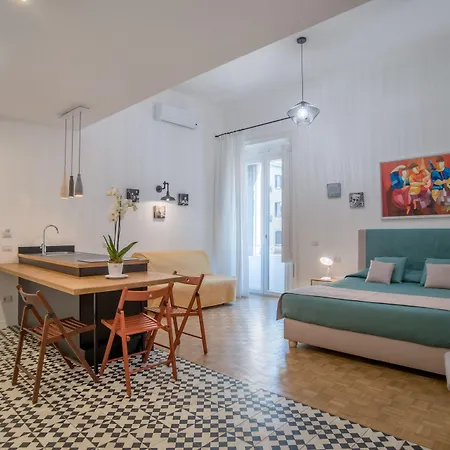 Napoliamo Guest House-3
