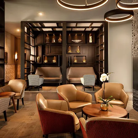 Hyatt Place Calgary Airport-3