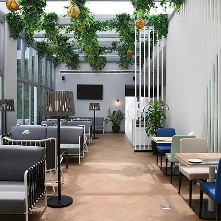 Lemon Tree Hotel, Jumeirah Dubai-2