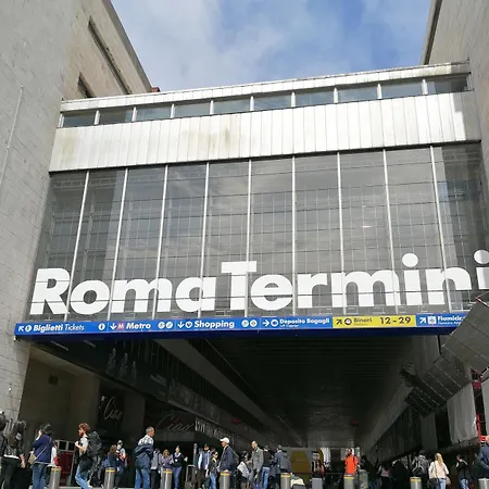 Roma Station House-2