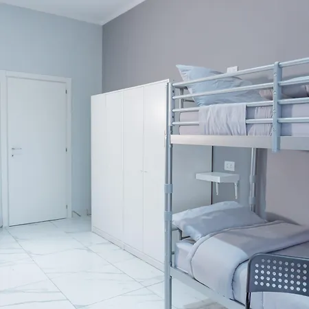 Hostel Partenope-2