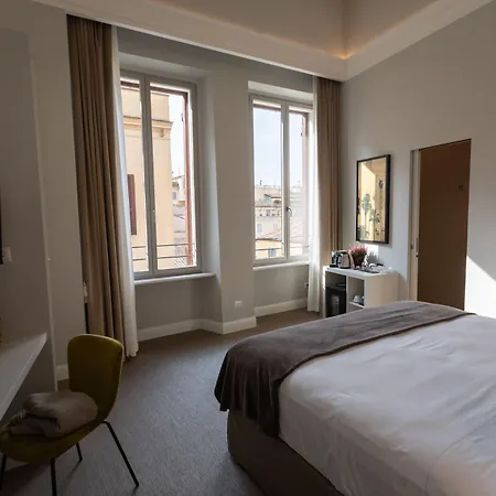 Domus 21 Luxury Suites-3