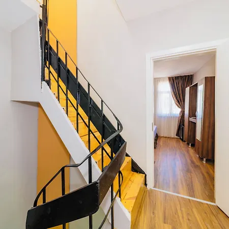 Boutique Central Taksim-3