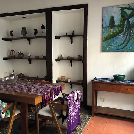 Poetry House Antigua Guatemala-2