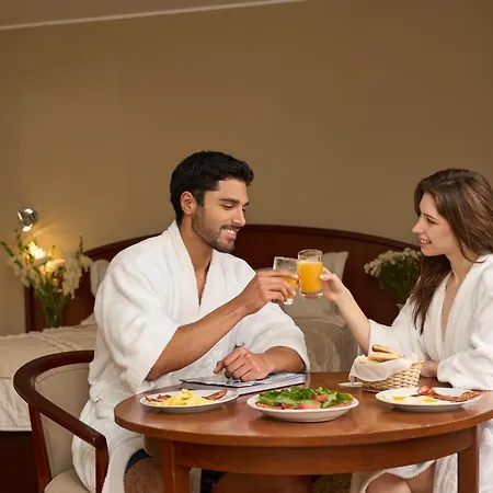 Hotel Park Suites-3