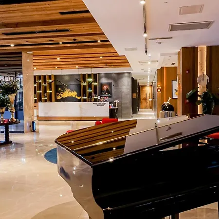 Dosso Dossi Hotels & Spa Downtown-3