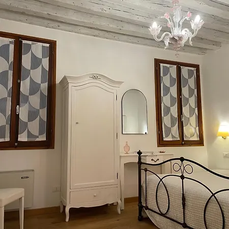 Residenza Corte Antica B&B-2