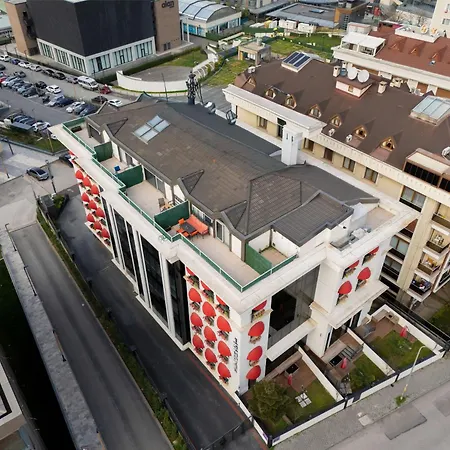 Izz Hotel Kosuyolu-2