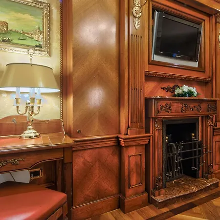 Bellevue Luxury Rooms - San Marco Luxury-2