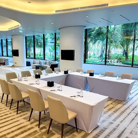 Voco Dubai Nice The Heart Of Europe By Ihg-2