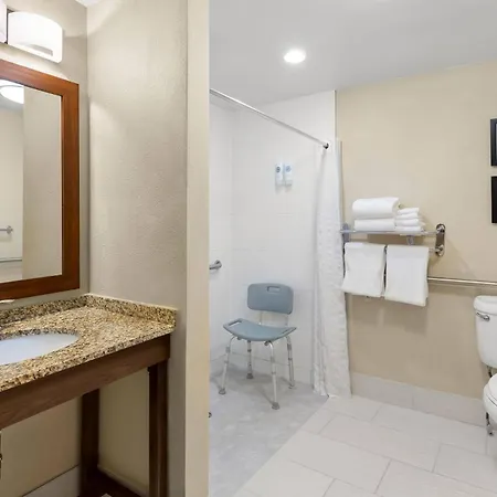 Comfort Suites Near Universal Orlando Resort-2