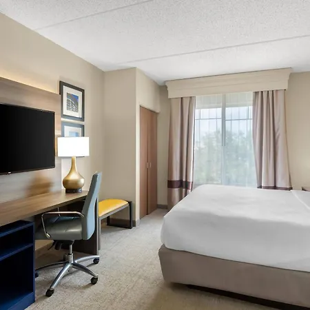 Comfort Suites Near Universal Orlando Resort-2