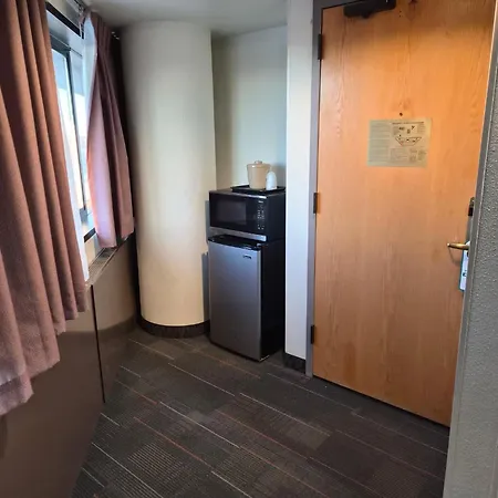 Alex Hotel And Suites Anchorage Airport-2