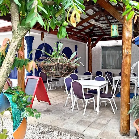Hotel 1492-3