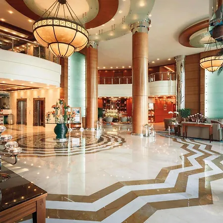 Swissotel Al Murooj Dubai-3