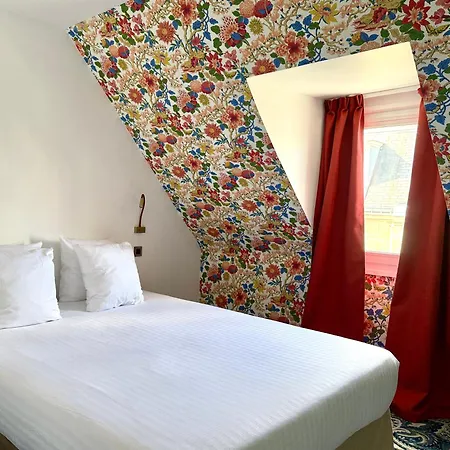 New Hotel Republique-3