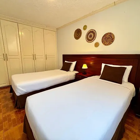 El Patio Hostel Quito-3
