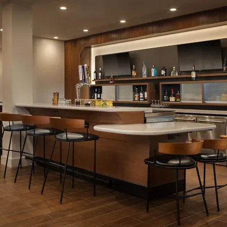 Courtyard By Marriott Across Universal Orlando-2