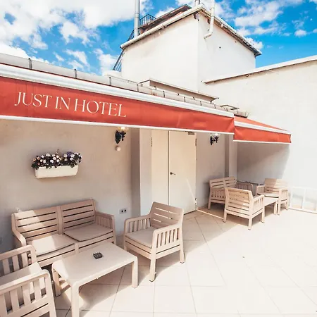 Just Inn Hotel-3