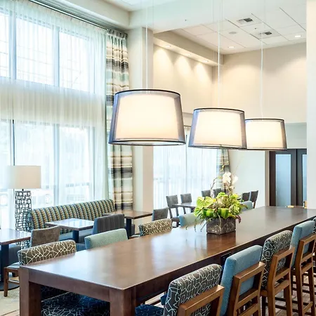 Hampton Inn & Suites By Hilton Seattle/Northgate-2