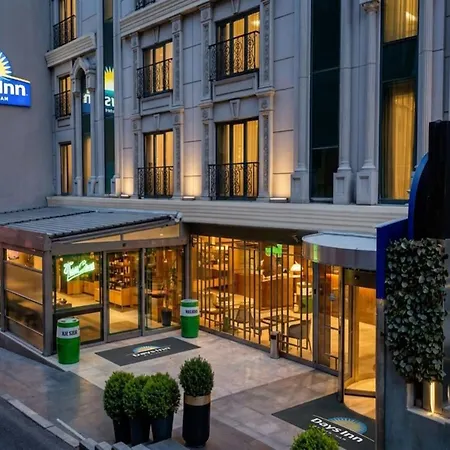 Days Inn By Wyndham Istanbul Bomonti-3