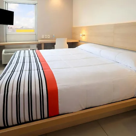 City Express Junior By Marriott Cancun-2