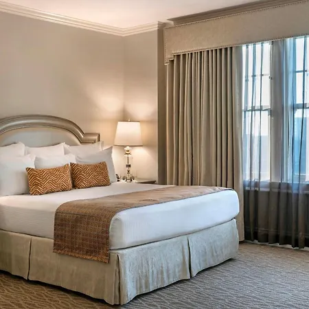 Warwick Melrose Hotel-2