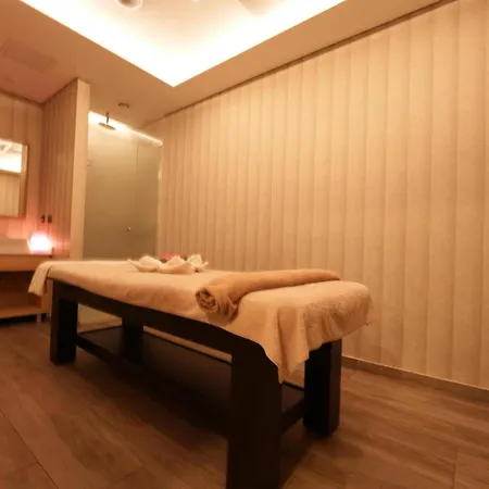 Radisson Hotel Istanbul Harbiye-3