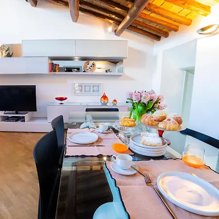 Splendor Suite Rome - Suites & Apartments-3