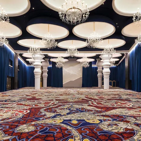 Mondrian Doha-2
