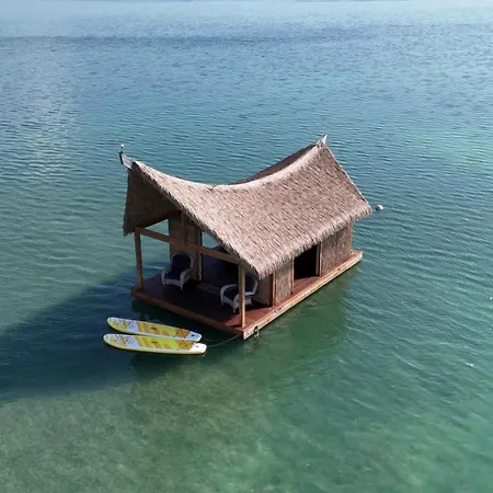 Tiki Suites Ocean Adventures-Floating Bungalows-2