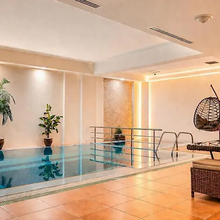 The Golden Park Hotel-3