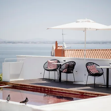Memmo Alfama - Design Hotels (Adults Only)-3