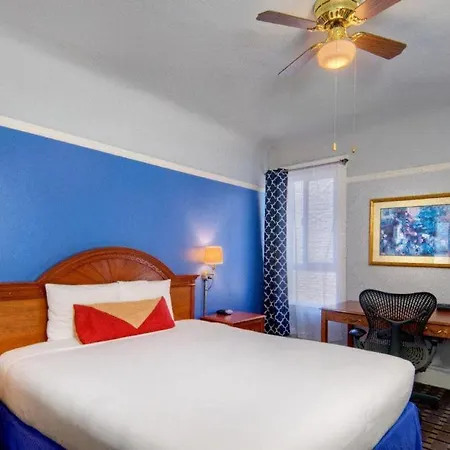 The Monarch Hotel-2
