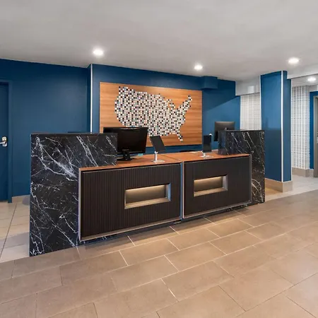 Microtel Inn & Suites By Wyndham Denver Airport-3