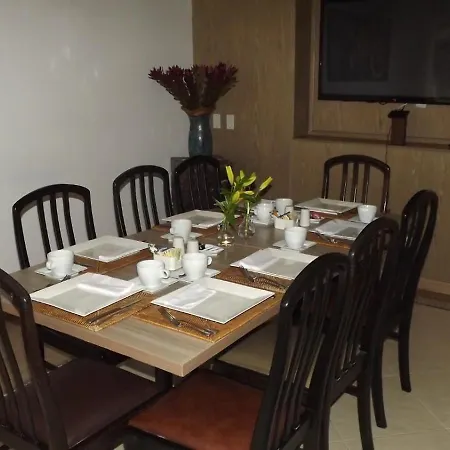 Hotel Retiro 84-3