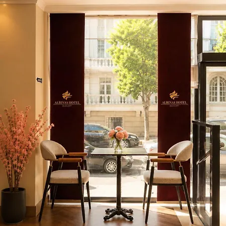 Albinas Hotel Old City-3