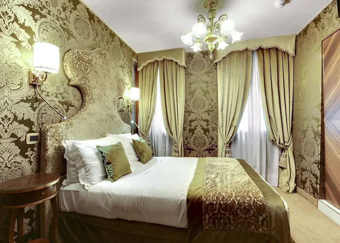 Hotel Casanova Venice